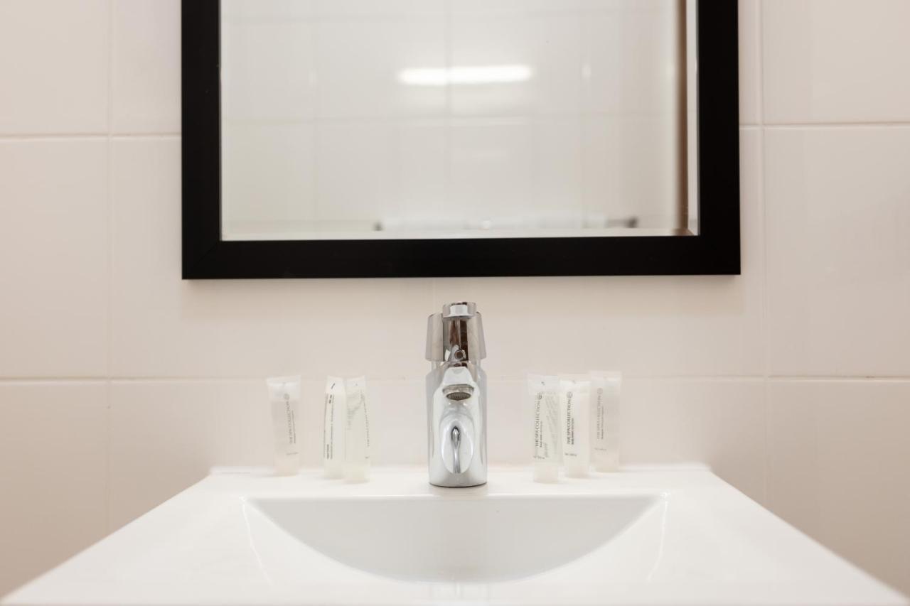 Spanish Water Apartments يلمستاد الغرفة الصورة